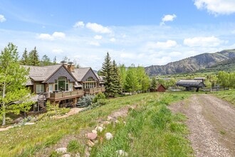 Building Photo - 509 Oregon Trail