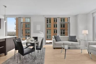 Building Photo - 400 Army Navy Dr