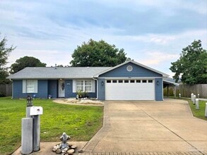 Building Photo - 5452 Ponte Verde Rd