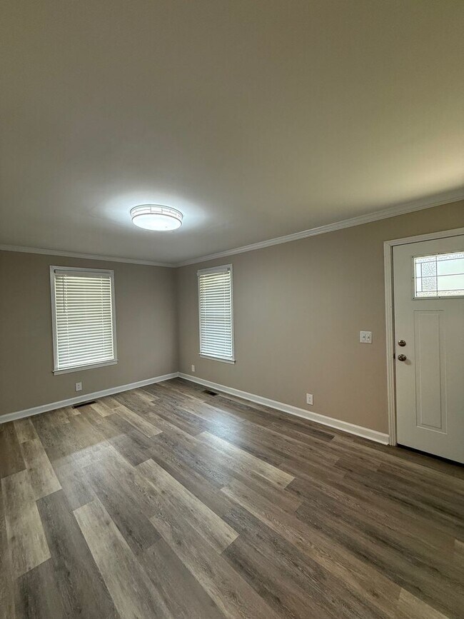 Foto del edificio - Recently Renovated Three Bedroom in Gallatin