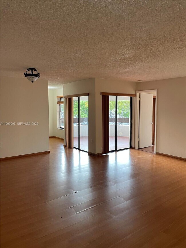 Building Photo - 9140 SW 123rd Ct