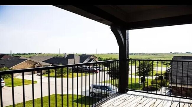 Building Photo - 106 Bear Claw Ct