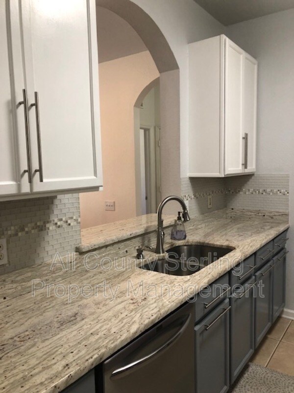 Building Photo - 6434 Cava Alta Dr