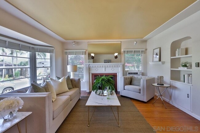 Building Photo - 4823 Hart Dr