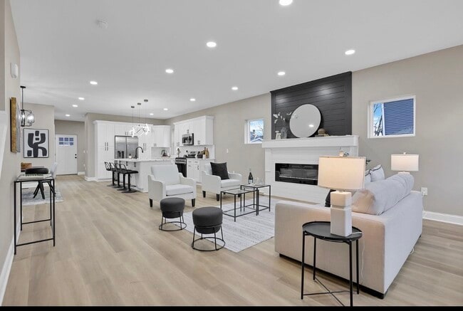 Foto del edificio - 555 Lilley Ave