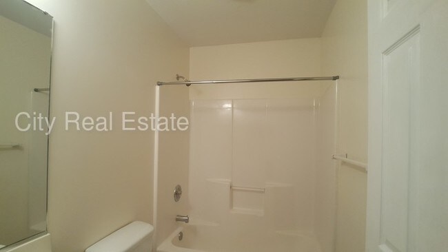 Foto del edificio - 311 Aiken Rd