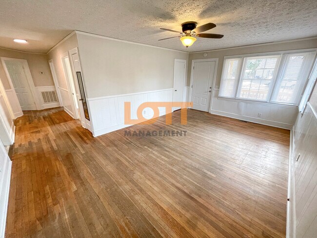 Foto del edificio - 206 Wilbanks St