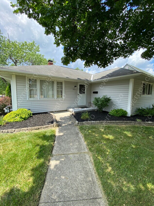 955 Eastmoor Blvd, Columbus, OH 43209 House Rental in Columbus, OH