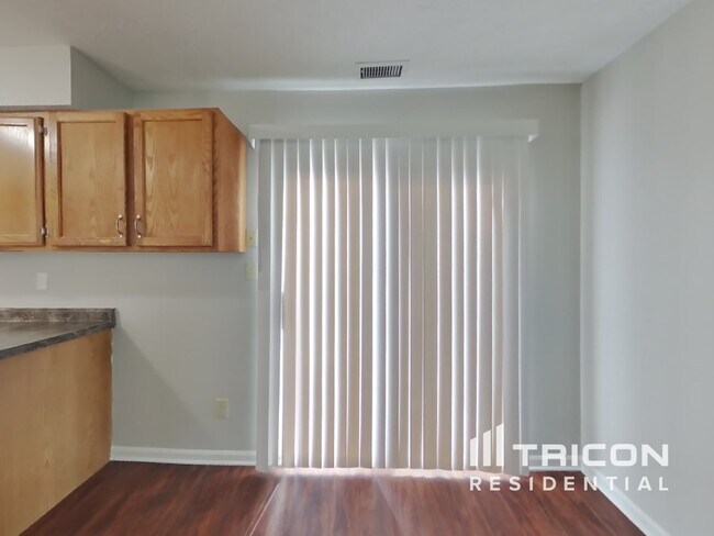 Building Photo - 6407 Perry Pines Ct