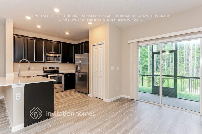 Foto del edificio - 655 Cherry Ridge Dr