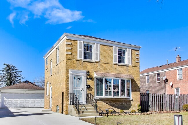 Foto del edificio - 4138 N Olcott Ave