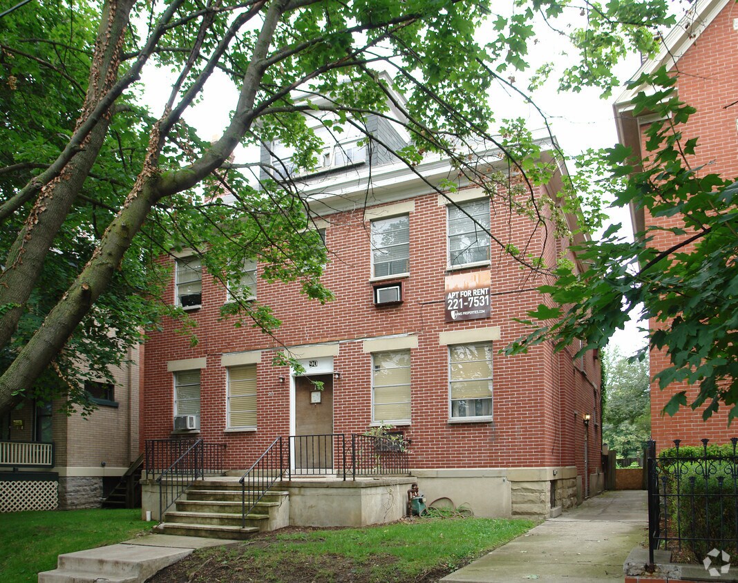 Building Front - 90 W Starr Ave