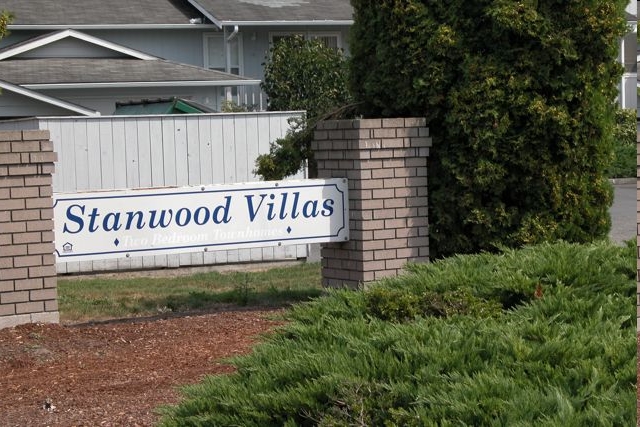 Foto del edificio - Stanwood Villa Apartments