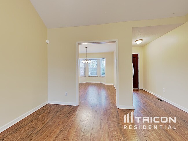 Foto del edificio - 602 Parrish Wood