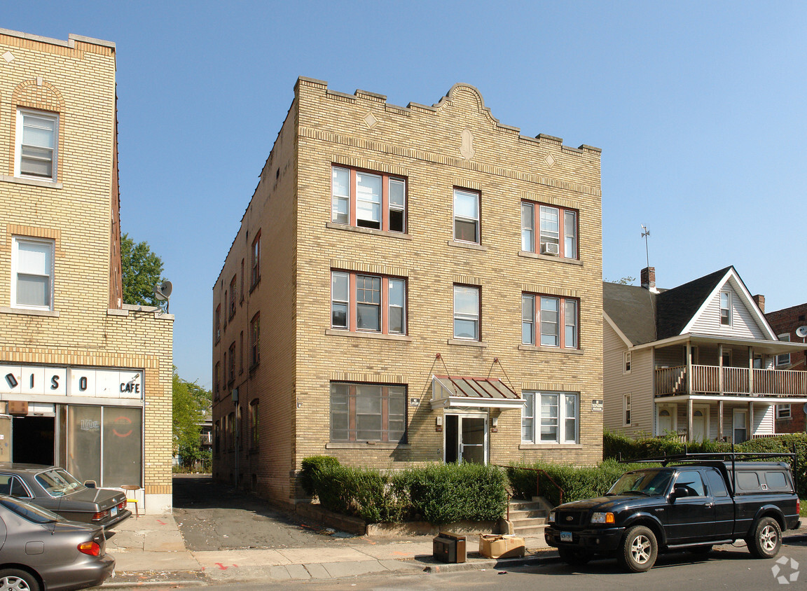 Building Photo - 1040-1042 Capitol Ave