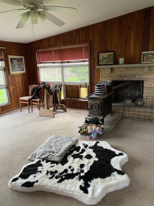 sunroom - 10525 Washington St