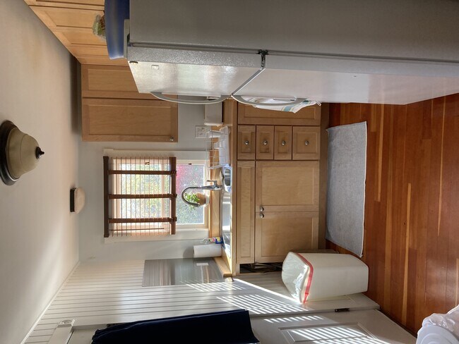 Foto del edificio - 7 Pine Grove Ln