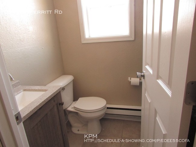 Foto del edificio - 3 BEDROOM | 2 BATH | HOUSE | WATER INCLUDED!