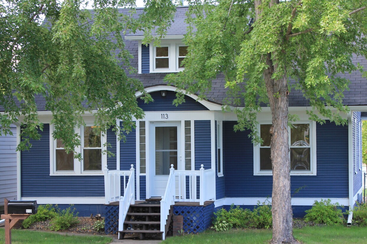113 1st St NW, Crosby, MN 56441 House Rental in Crosby, MN