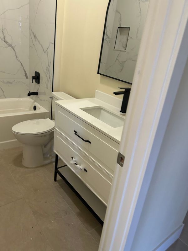 Building Photo - 768 Lindo Ln