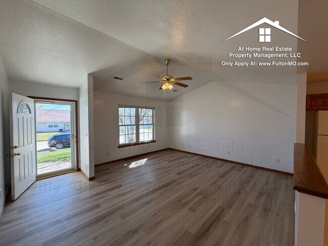 Foto del edificio - 1117-1119 Ashton Circle East