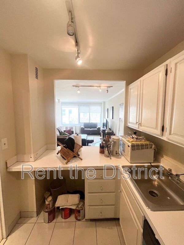 Foto del edificio - 1330 New Hampshire Ave NW
