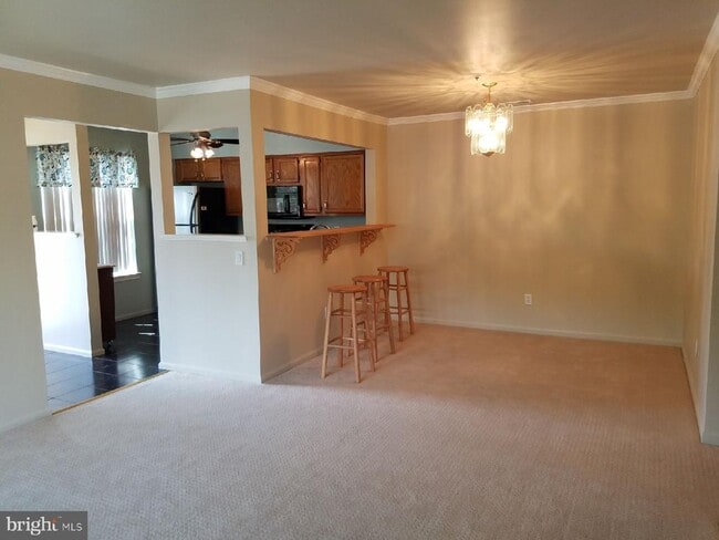 Foto del edificio - 9377 Scarlet Oak Dr