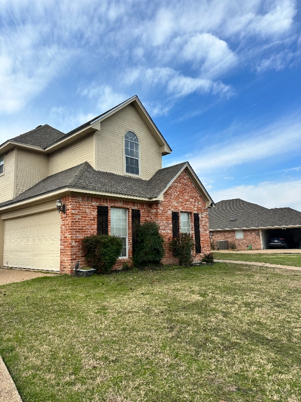 Building Photo - 8617 Jonquil Dr