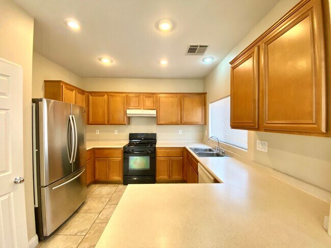 Foto del edificio - 6486 W Eldorado Ln