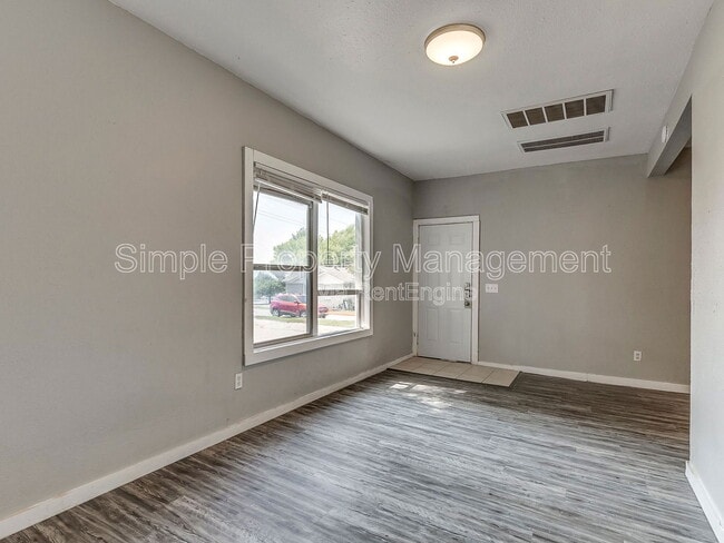 Building Photo - 2345 NW 10th St