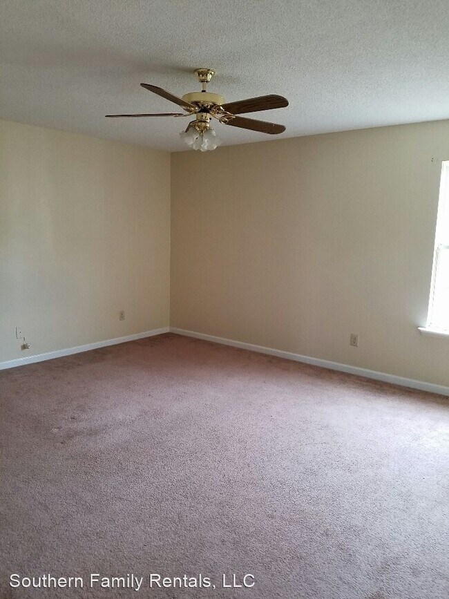 Foto del edificio - 3 br, 2 bath House - 718 Macey ST