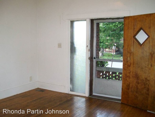Building Photo - 49 Watervliet Ave