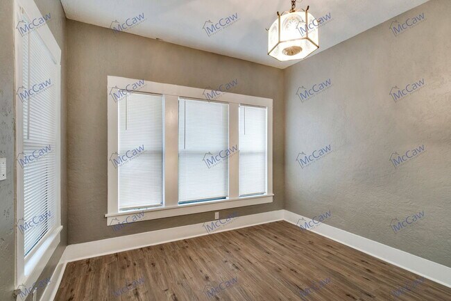 Foto del edificio - 2305 9th St