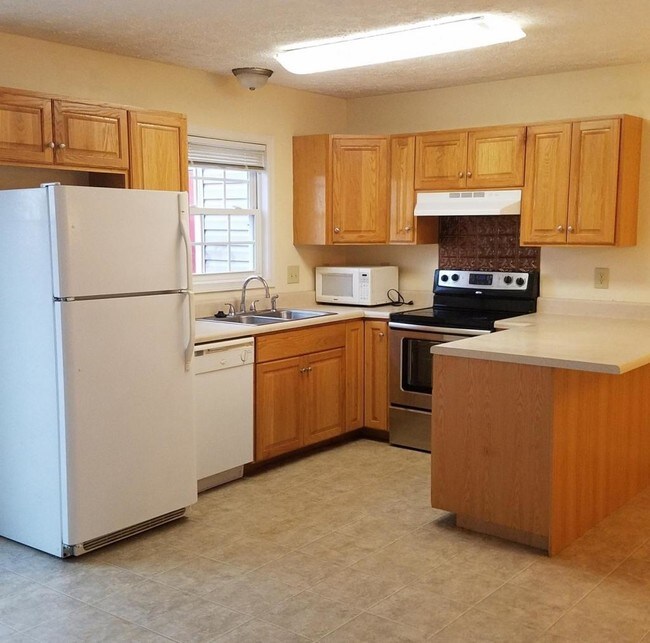 Building Photo - 78 Pinnacle Ln