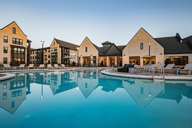 Building Photo - Bexley Westshore