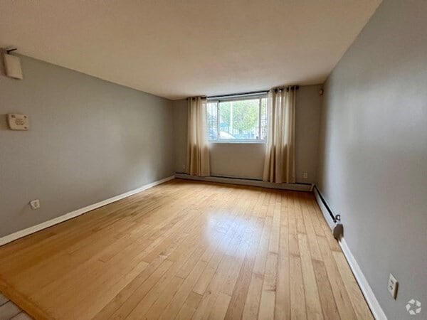 Building Photo - 2089 Dorchester Ave