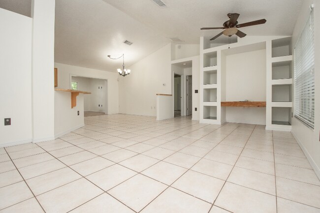 Foto del edificio - 4828 Jeanette Ct