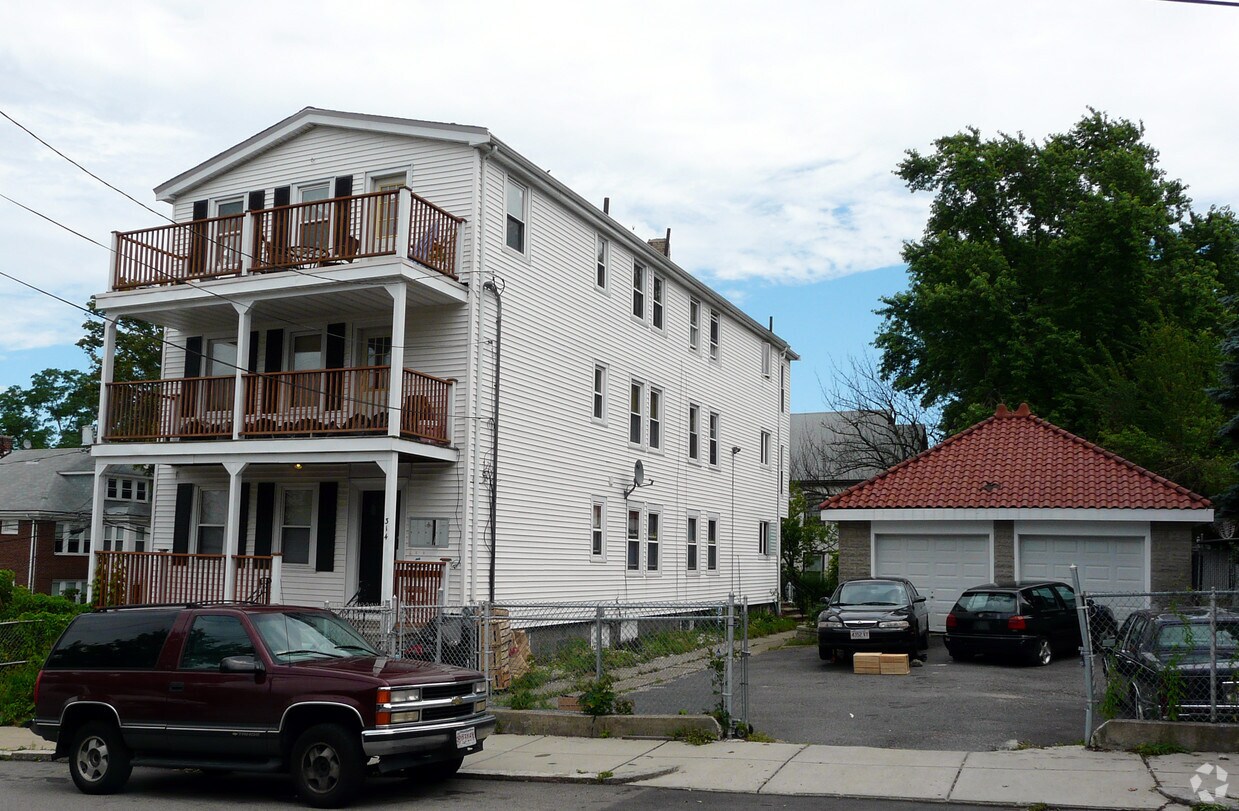 314 Kittredge St, Roslindale, MA 02131 Apartments in Roslindale, MA