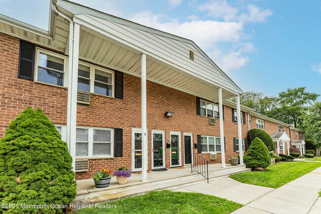 Building Photo - 29 King James Ln