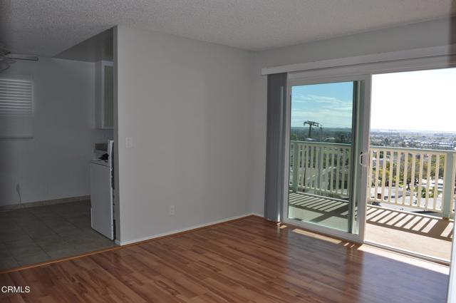 Foto principal - 3305 Hilltop Dr