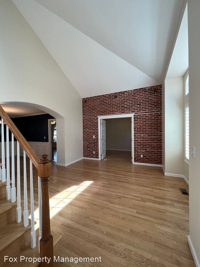 Building Photo - 4 br, 4 bath House - 1509 Proctor Court