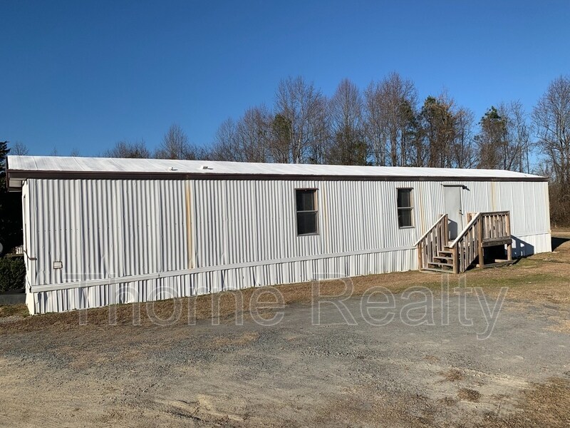 172 Matts Ln, NC 27864 House Rental in NC