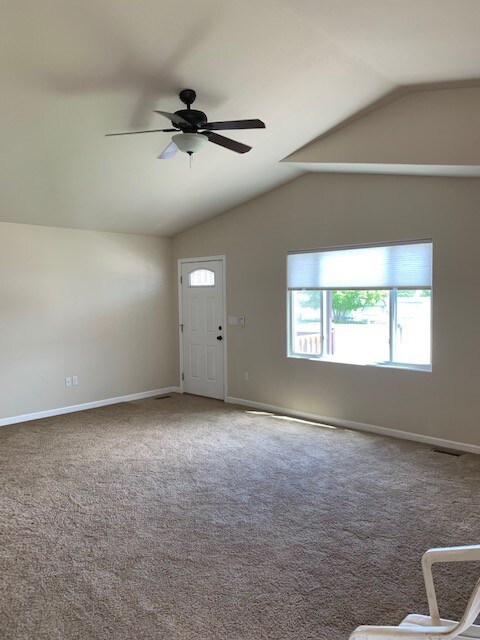 Foto del edificio - 3313 Champion Dr