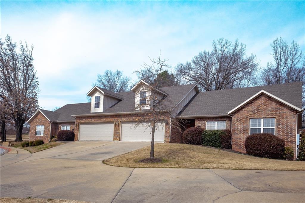 Building Photo - 4252 N Zion Valley Dr