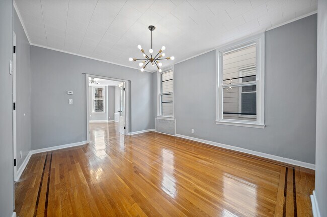 Building Photo - 2413 Palisade Ave