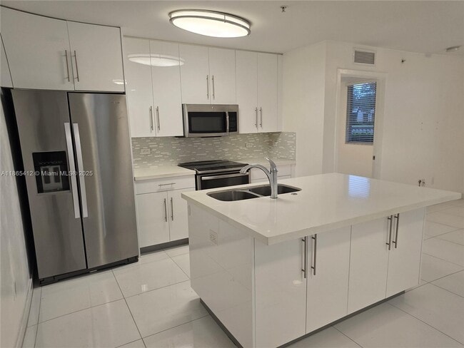 Building Photo - 2651 NE 212th Terrace