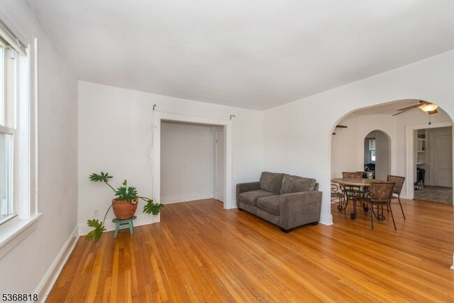 Building Photo - 49 Fairchild Ave