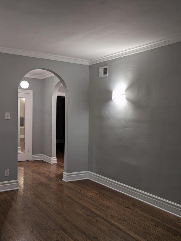 Foto del edificio - 1739 W 80th St