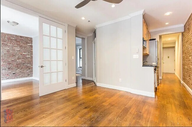 Foto del edificio - 336 East 18th Street