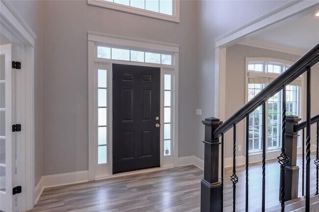 Building Photo - 1440 Chattahoochee Run Dr
